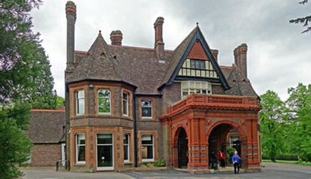 Wardown House Museum and Gallery